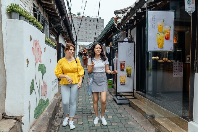 Highlights & Hidden Gems With Locals: Best of Seoul Private Walking Tour - Unforgettable Experiences in Seoul