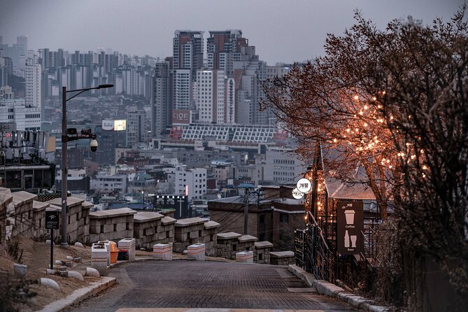 Seoul Moonlight Walking Tour With Local Historian - Unique Insights Into Korean Culture