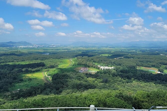 Small Group Tour to Demiliterized Zone & Suspension Bridge - Tour Reviews and Ratings