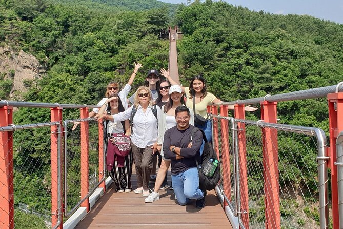 Small Group Tour to Demiliterized Zone & Suspension Bridge - What to Expect on the Tour