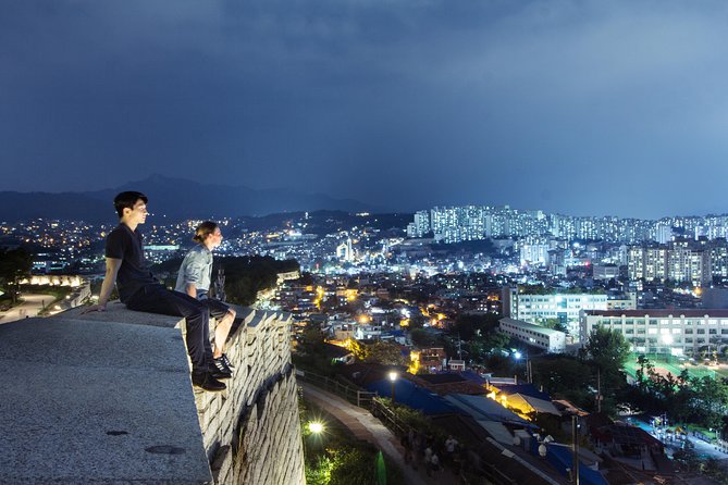 Seoul Moonlight Walking Tour With Local Historian - Just The Basics