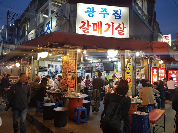 Seoul Night Private Tour(Korean BBQ, N-Tower, Seoul Fortress, Local Market) - Just The Basics