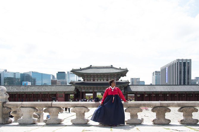 Private Palace Photo Shoot in Seoul With a Photographer - Palace Photo Shoot Experience