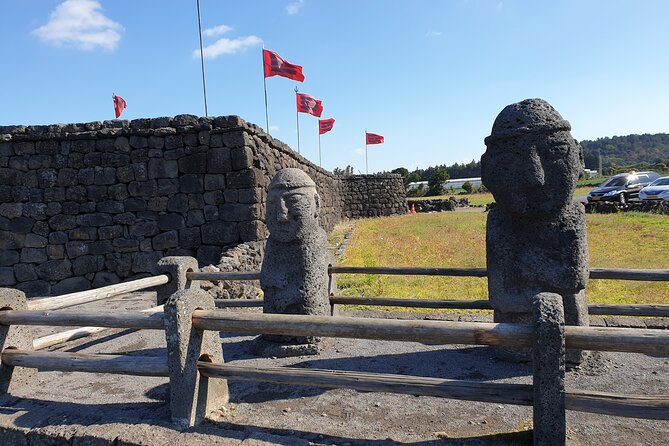 Small Group Private Taxi Tour DAY Experience in Jeju Island - Important Notes and Closures