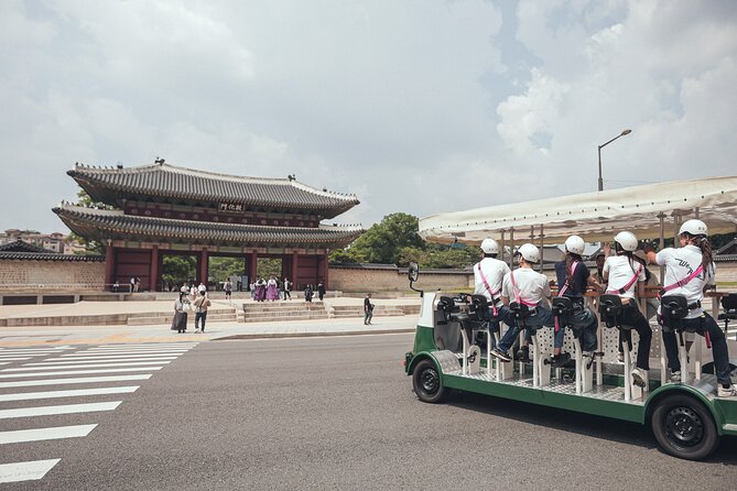 Must Do Seoul Tram Guided Tour With Local Street Food Tasting - Top Attractions in Seoul City