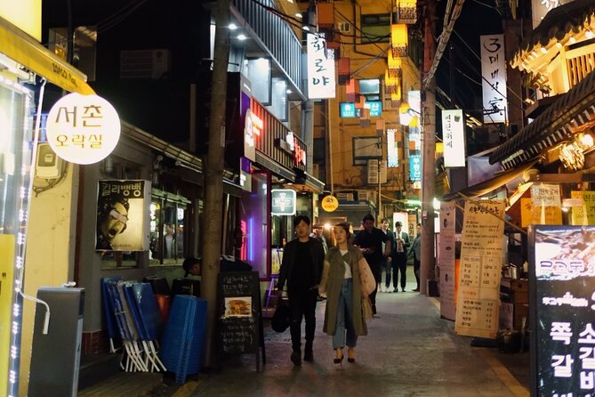 Fortress Night Hike & Snack at a Local Market - Hike Under the Stars Tonight