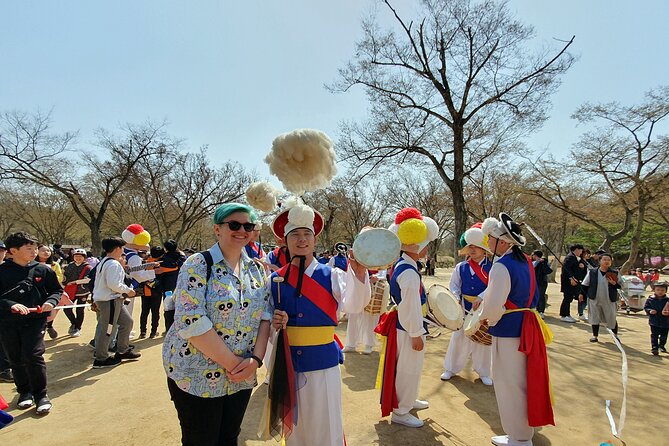 Korean Folk Village Half-Day Guided Tour From Seoul - Discover Korean Folk Village