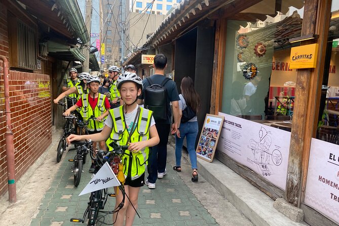 Market Food Tour & Evening E-bike Ride in Seoul - Exploring Seouls Night Markets