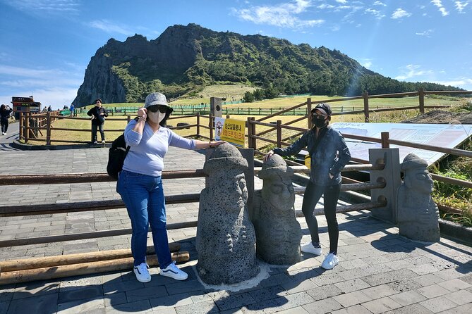 Private Day Jumbo Taxi Tour Experienced Driver in Jeju Island - Cancellation Policy and Refunds