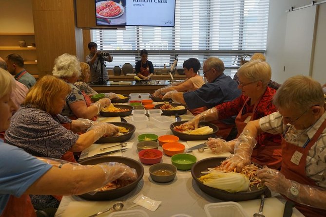 Seoul Cultural Tour - Kimchi Making, Gyeongbok Palace With Hanbok - Reviews From Satisfied Travelers