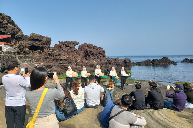 2 Day Private Pictures of Nature Tour in Jeju Island - Inclusions and Exclusions