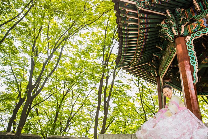 N Seoul Tower Hanbok Rental - Accessibility and Convenience