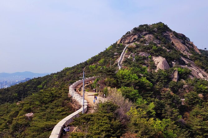 Inwangsan Hike & Historical Sites - Reviews and Pricing Information