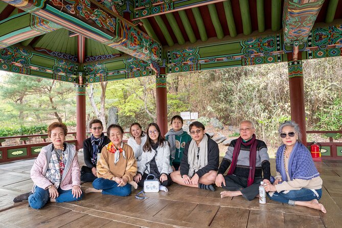 Private Tour Around Suwon UNESCO Fortress and Korea Folks Village - Reviews and Ratings Summary