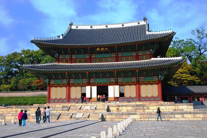 Seoul: Full-Day Royal Palace and Shopping Tour - Important Tour Details