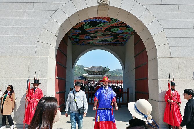 Small-Group Seoul Morning Royal Palaces Tour - Reviews and Ratings Overview