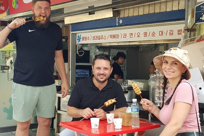 Gwangjang Market Netflix Food Walking Tour With Insadong - What to Expect on the Tour