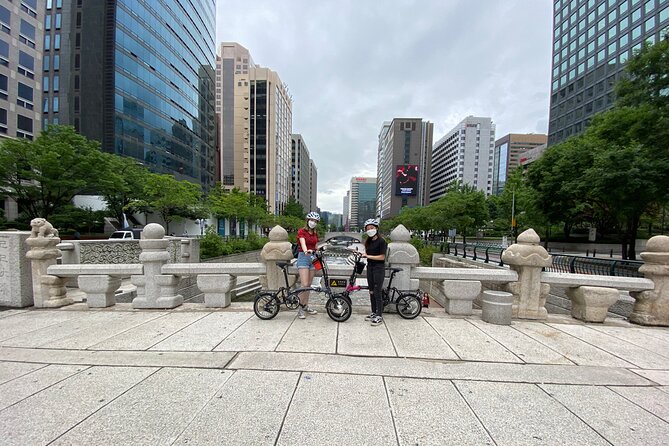 Market Food Tour & Evening E-bike Ride in Seoul - Important Tour Details