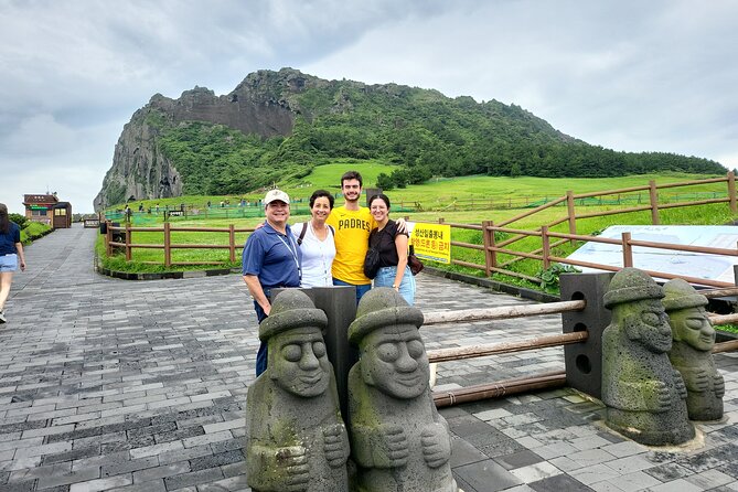 Private Full Day World Natural Heritage Tour in Jeju Island - Popular Tourist Attractions