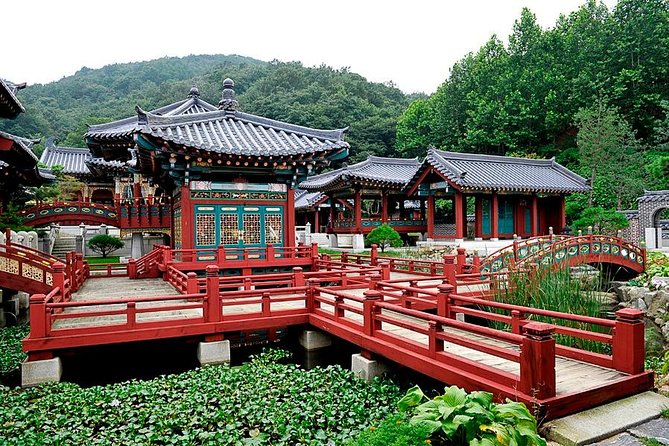 Private Day Trip to Korean Folk Village & Dae Jang Geum Park - Review and Rating Summary