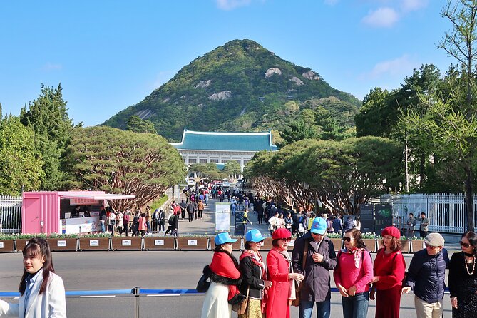 Small-Group Seoul Morning Royal Palaces Tour - What to Expect on Tour