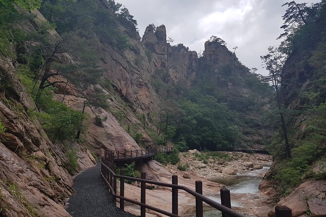 Mt Seoraksan National Park Tour - Inner and Outer Sections - Just The Basics