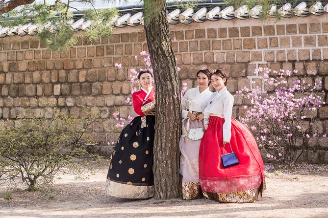 Gyeongbokgung Palace Traditional Korean Clothing Rental Experience Hanboknam