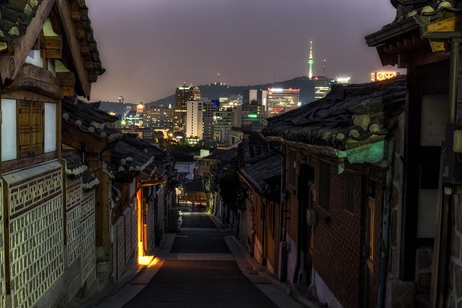 Historic Seoul: Explore Bukchon Hanok Village