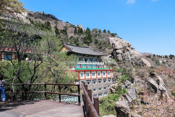 Namhae Geumsan Boriam Hermitage Day Tour From Busan[Temple Bus]