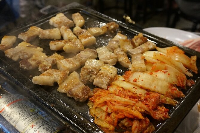 Small Group Korean BBQ Party Samgyeopsal in Seoul - Experience the Flavors of Seoul