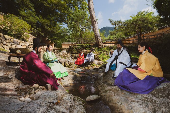 Soswaewon Garden Walking Tour in Traditional Korean Costume, KTourTOP10