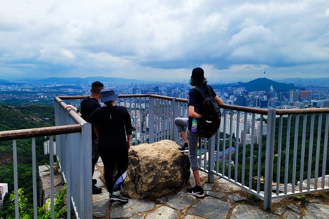 Half-Day Hiking Three Mountains and Hanyangdoseong Fortress - What to Expect on the Tour