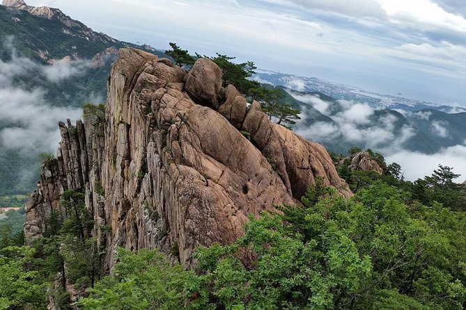 Private Hiking Tour in Seorak National Park With Korean Authentic Chicken Soup - Meeting and Pickup Details