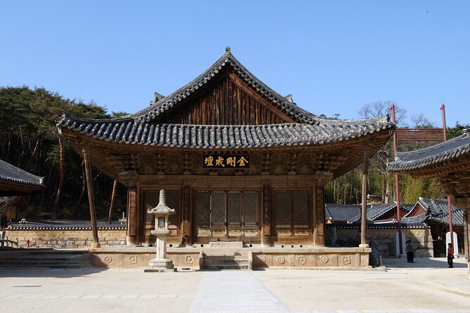 Private Tongdosa Temple Tour Including Gourmet Eonyang Style Bulgogi Lunch - Exploring Ancient Buddhist Heritage