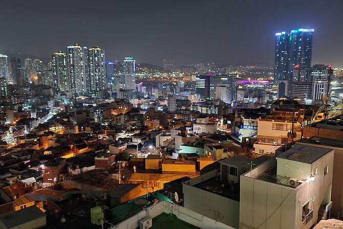 Walk Along Mountainside Streets and Enjoy the Night View - Nighttime Delights in South Korea