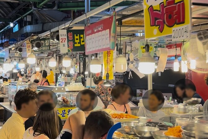 Cheonggyecheon Night Walk Tour With Korean Young Locals - Navigating the Tour Logistics