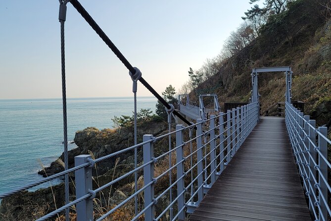 Enjoy Seafood After Walking Along the Coast From Igidae Park to Oryukdo Park. - Oryukdo Parks Unique Landscapes