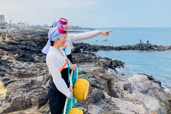 [Jeju] Private Photoshoot With Traditional Pearl Diver Haenyeo Costume - Tour Logistics and Essentials