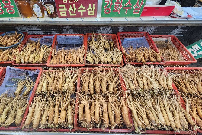 Korean Shamanism Walking Experience and Shopping in Seoul - Reviews and Ratings Overview