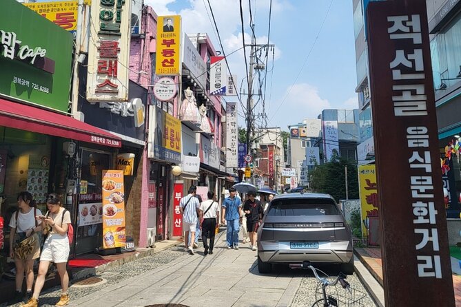 Free Lunch! Gyeongbok Palace Hanbok, Seochon Village, Tongin Market - Prepare for an Unforgettable Day