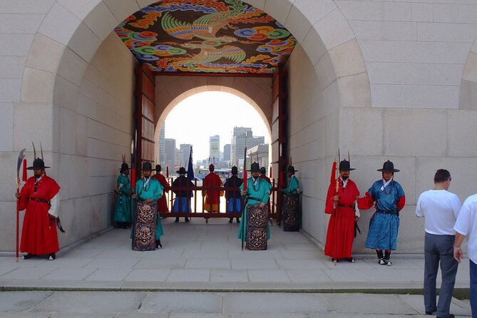 Seoul Full Day Flexible Sightseeing Private (Guide Tour) - Tour Logistics and Operations