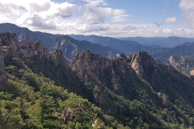 Hiking Mt Seoraksan National Park - Just The Basics