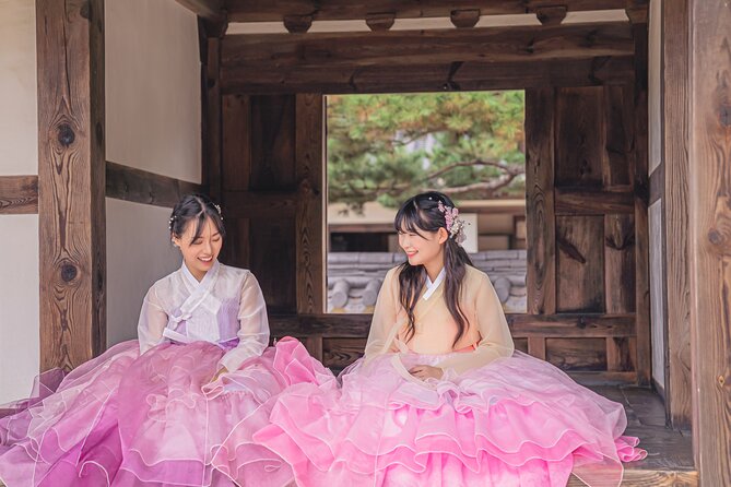 Jeonju Traditional Village Hanbok Rental Experience at Hanboknam - Just The Basics