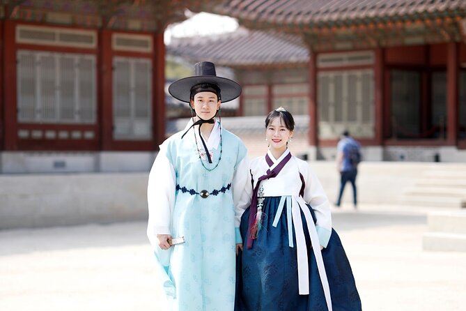 Premium Hanbok Experience in Hanboknam Gyeongbok Palace Branch - Just The Basics