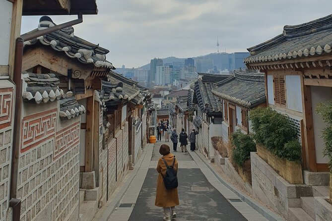 Exploring Hidden Cafes in Bukchon Hanok Village