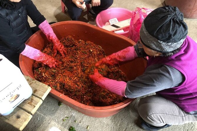 Making Kimchi at a Country Farm Near Busan for the Month of November - Important Safety Considerations