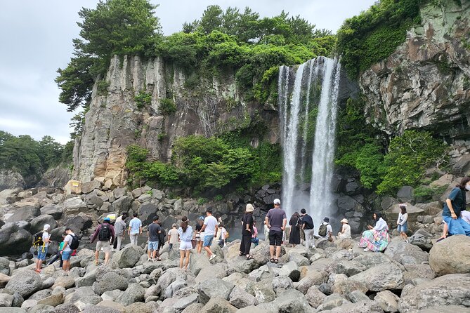 Private Half Day South and West Tour in Jeju Island - Tour Logistics and Operations