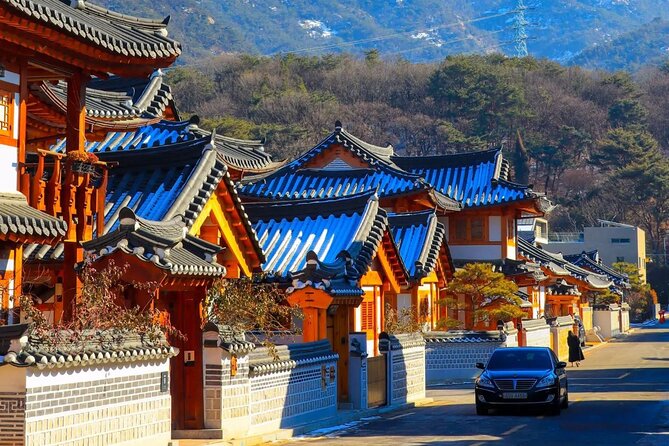 Seoul City and Seasonal Hot Attractions One Day Tour - Seasonal Hot Attractions and Activities