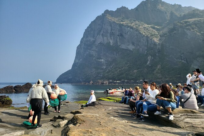 Private Round Trip Woman Diver Performance in Jeju Island - Experience Reviews and Ratings