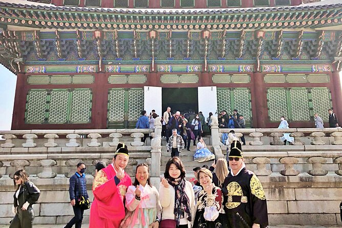 Private Tour : Royal Palace & Traditional Villages Wearing Hanbok - Wearing Hanbok With Pride